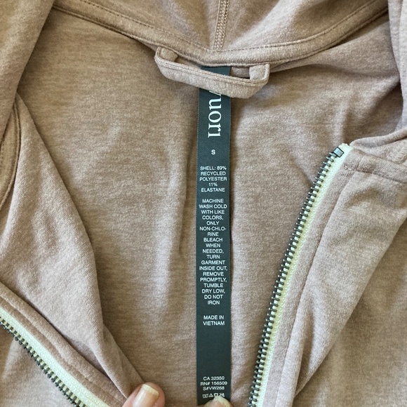 Vuori Performance Halo 2.0 Hoodie - Heather Pink ( New) - Picture 5 of 6